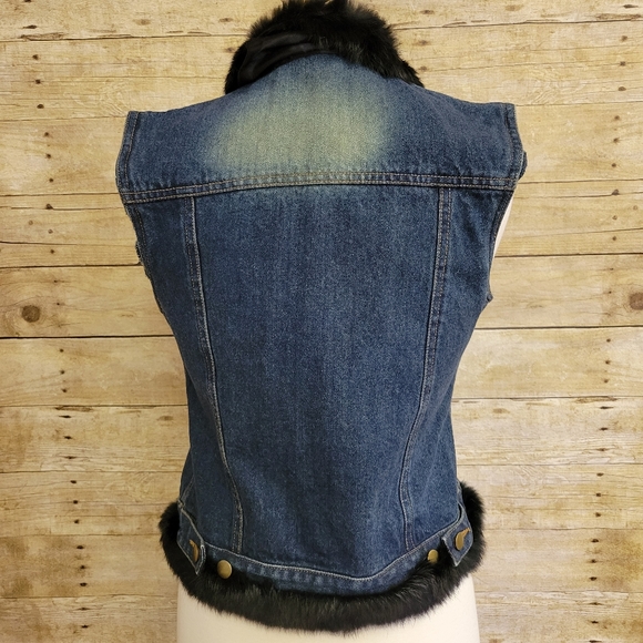 Cejian Jean Vest with Rabbit Fur - Picture 3 of 6